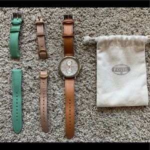 Fossil Watch with 2 interchangeable straps